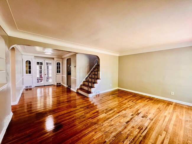 Foto del edificio - Move in ready!
