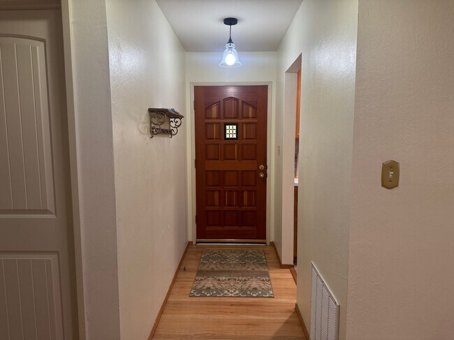 Foto del edificio - 519 San Remo St