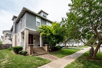 Building Photo - 1601 Ashland Ave