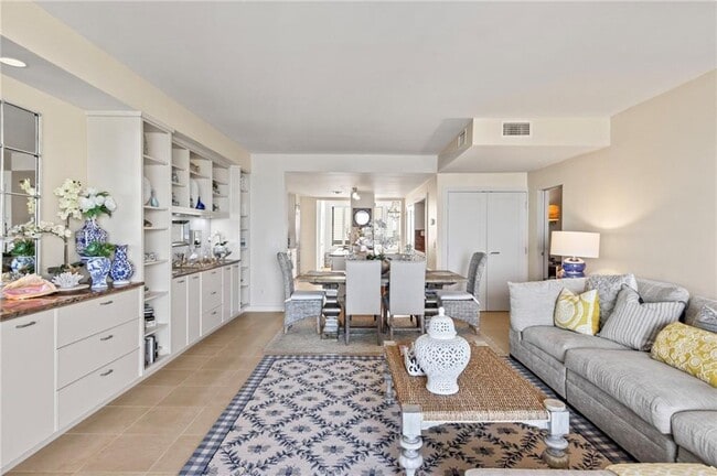 Building Photo - 4101 Ocean Dr