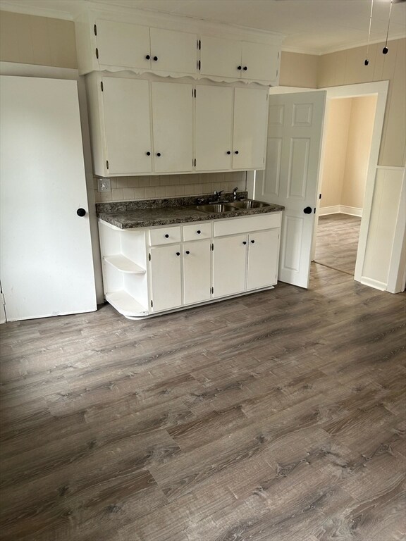 Building Photo - 17 Granite St