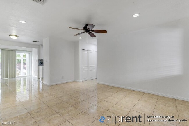 Building Photo - 4 br, 2 bath House - 1653 Robin Hood Ct, S...