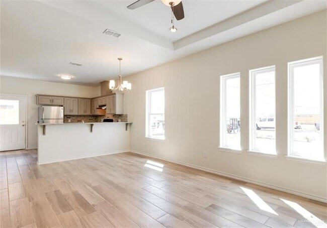 Building Photo - 3707 Tinsley Ave