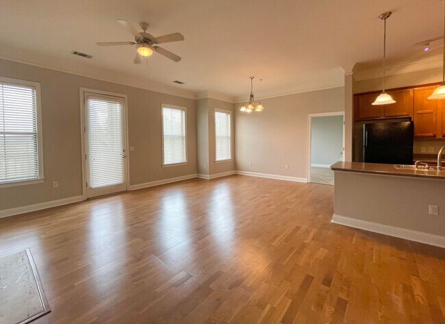 Foto del edificio - 680 Harbor Bend Rd
