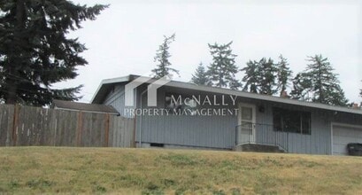 Building Photo - 5910 28th Ave