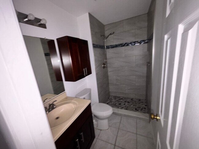 Building Photo - 2111 Hancock Bridge Pkwy