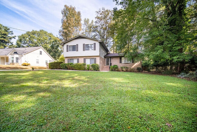 Building Photo - 2820 Meadowlark Trail NW