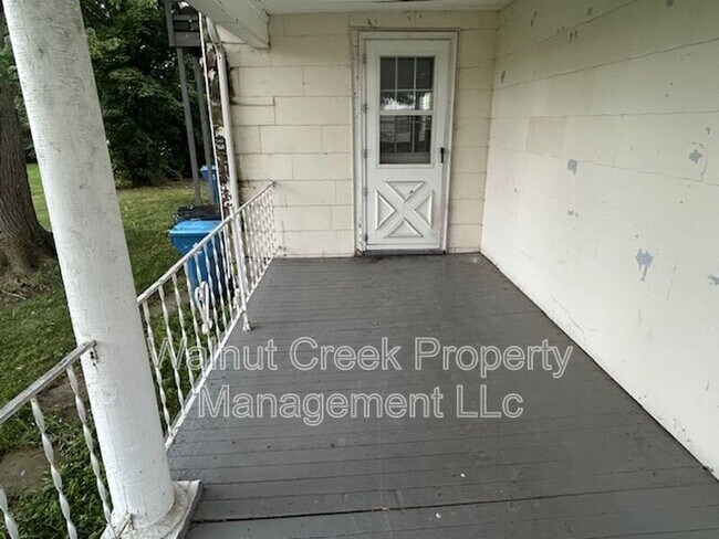 Building Photo - 526-528 Hamilton Ave