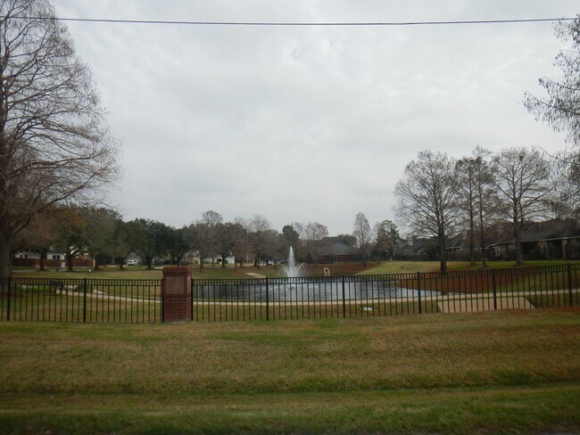 Foto del edificio - 19007 Dural Dr