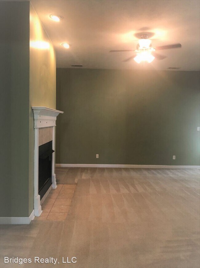 Foto del edificio - 4 br, 2 bath House - 633 Ventana Drive