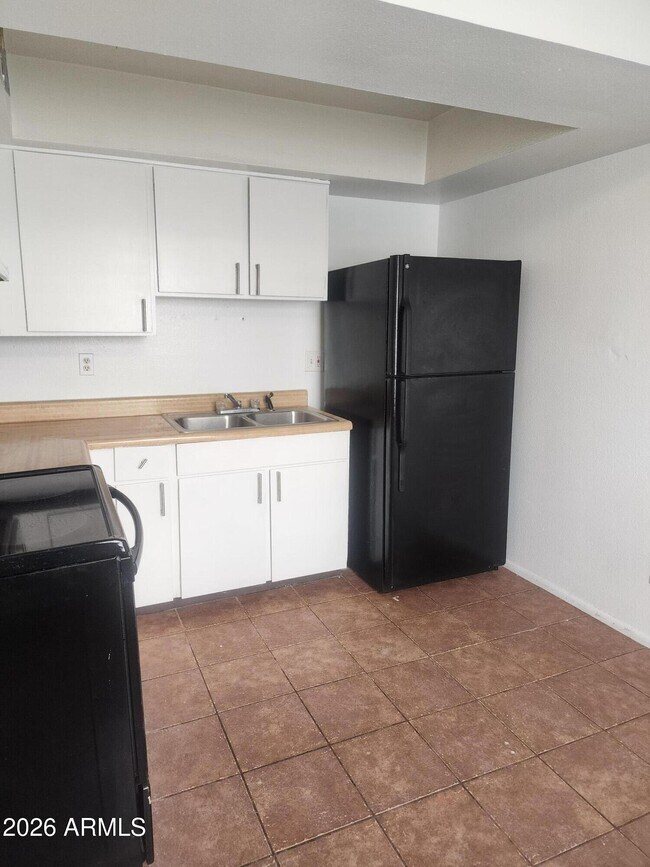 Building Photo - 9222 N 35th Ave
