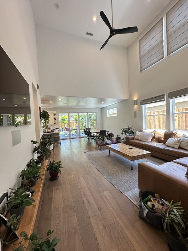 Foto del edificio - Amazing Willow Glen Rental