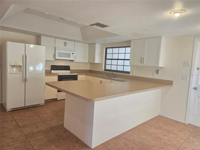 Foto del edificio - 2900 N Mills Ave