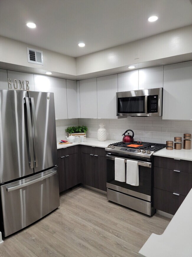 Foto del edificio - Lolas Place