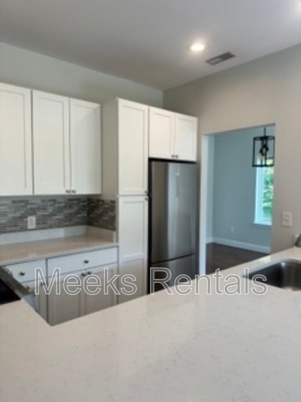 Foto del edificio - 104A Sunnybrook Dr