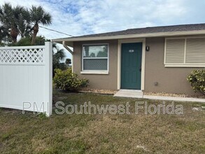 Building Photo - 141 W Perry Ln