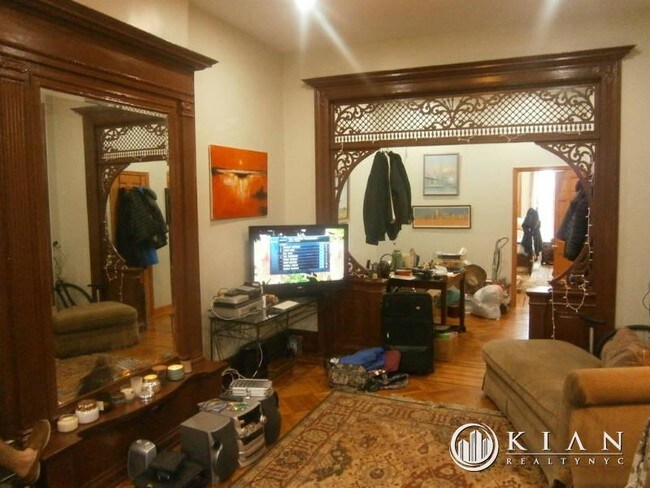 Fotografía del edificio - 171 Kingston Ave