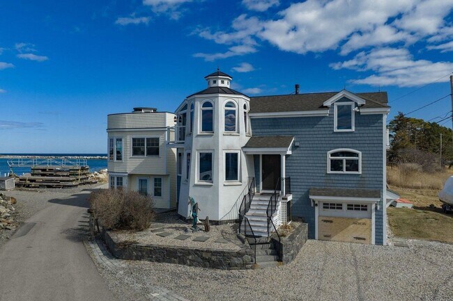 Foto del edificio - 130 Harbor Rd