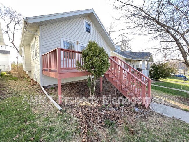 Foto del edificio - 421 19th St NE