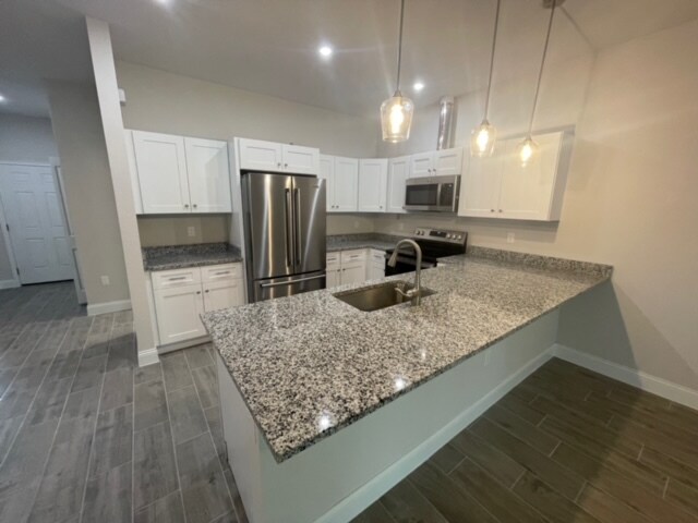 Building Photo - 24473 Zephyr Ct