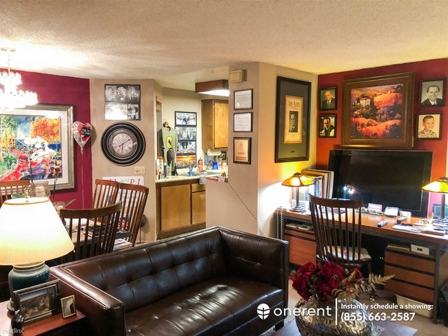 Building Photo - 2 br, 2 bath Condo - 8461 Via Mallorca #19