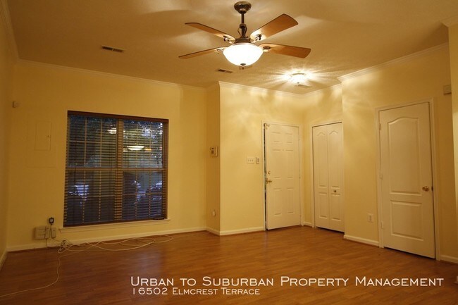 Foto del edificio - 16502 Elmcrest Terrace