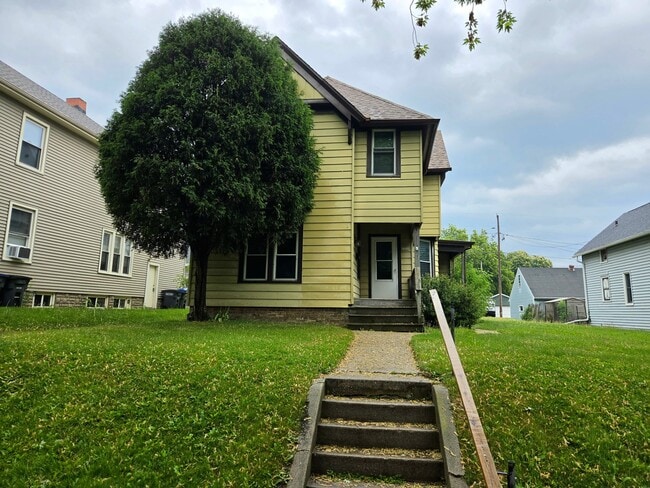 Building Photo - 1322 Jefferson Ave