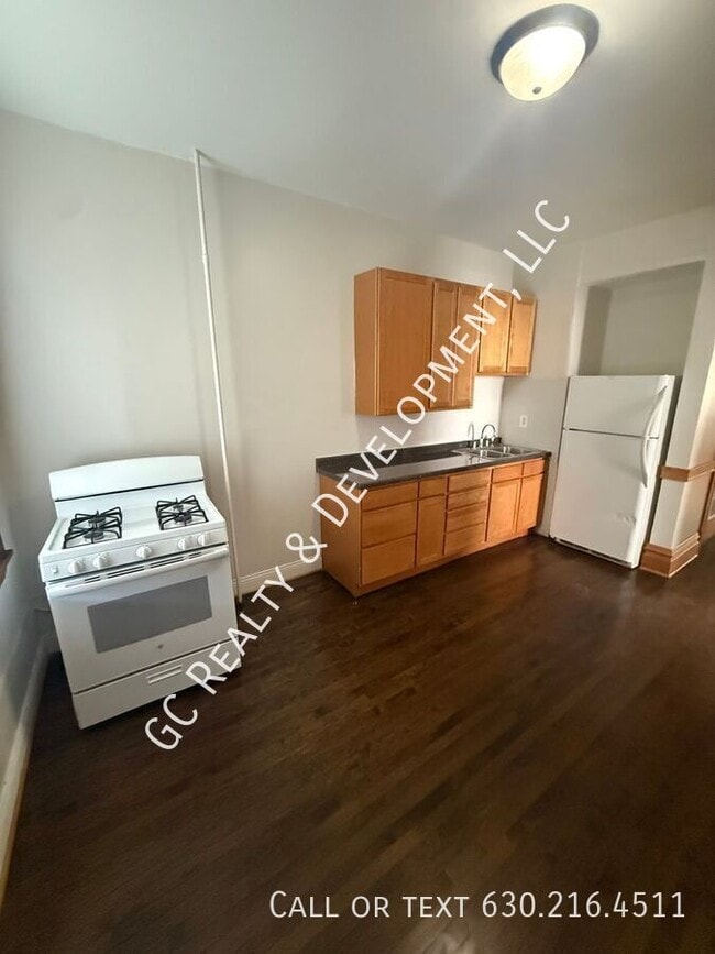 Building Photo - 2548-2550 W Washington Blvd - 2550-Unit 1W