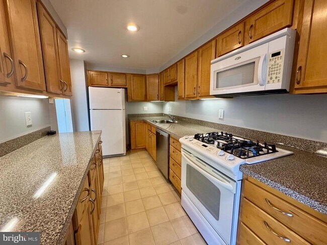 Foto del edificio - 801 Yale Ave