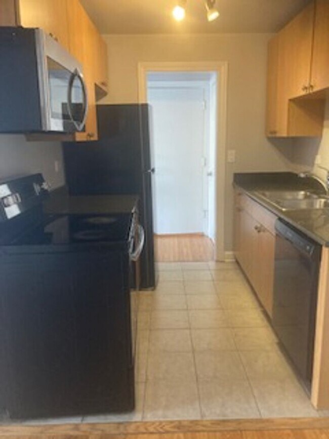 Foto del edificio - Richmond Apartments LLC