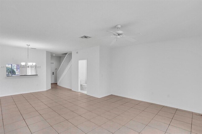 Foto del edificio - 8239 SW 27th St
