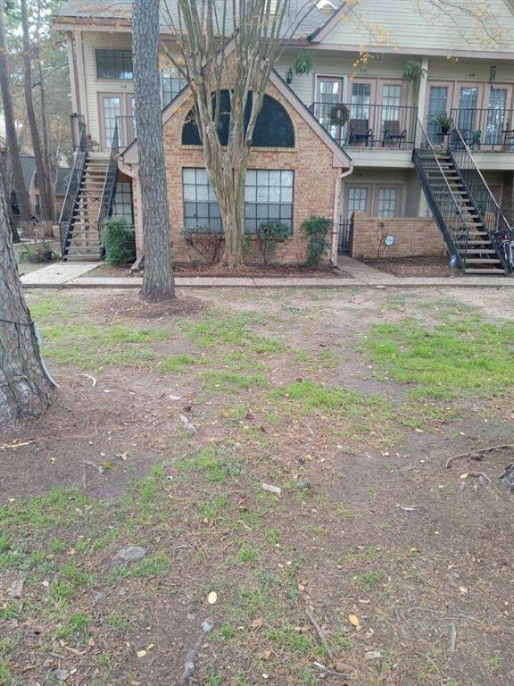 Foto del edificio - 16800 Sugar Pine Dr