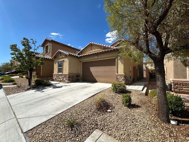 Foto del edificio - Lantern Gardens