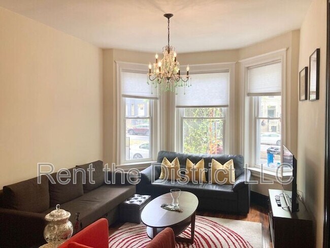 Foto del edificio - 37 Rhode Island Ave NW
