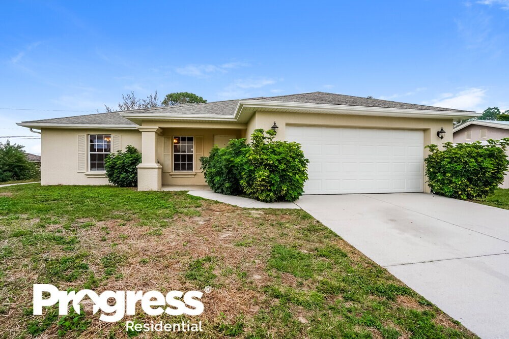 Foto principal - 5210 6th St W