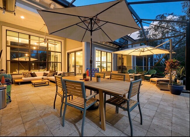 Foto del edificio - 8855 Watercrest Cir W