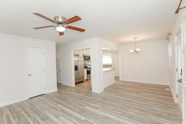 Foto del edificio - Brick Ranch Available in Hampton!