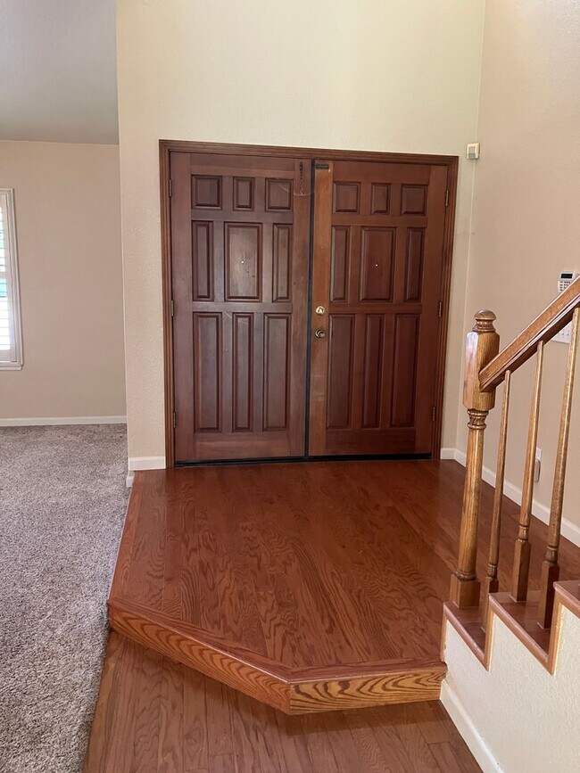Building Photo - 1717 Whippoorwill Ct