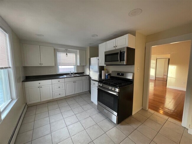 Foto del edificio - 251 Central Ave