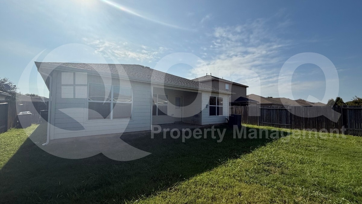 Photo - 10012 Quail Glen Drive