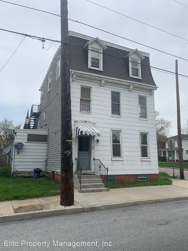 Primary Photo - 1 br, 1 bath House - 1065 E King St Apt 2