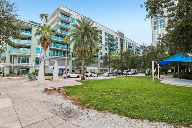 Foto del edificio - 102 N 12th St
