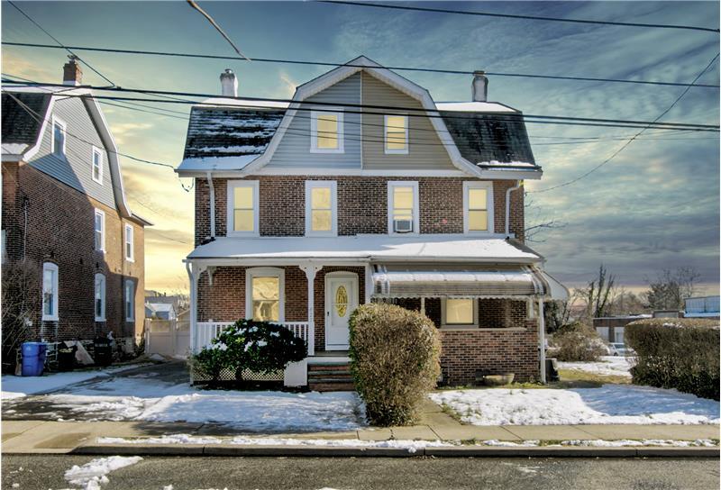 827 Aubrey Ave, Ardmore, PA 19003 Condo for Rent in Ardmore, PA