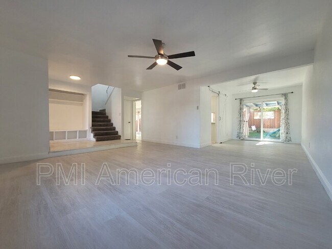 Foto del edificio - 9368 Premier Way