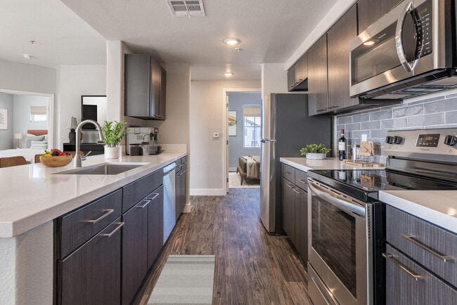 Foto del edificio - Cornerstone Park