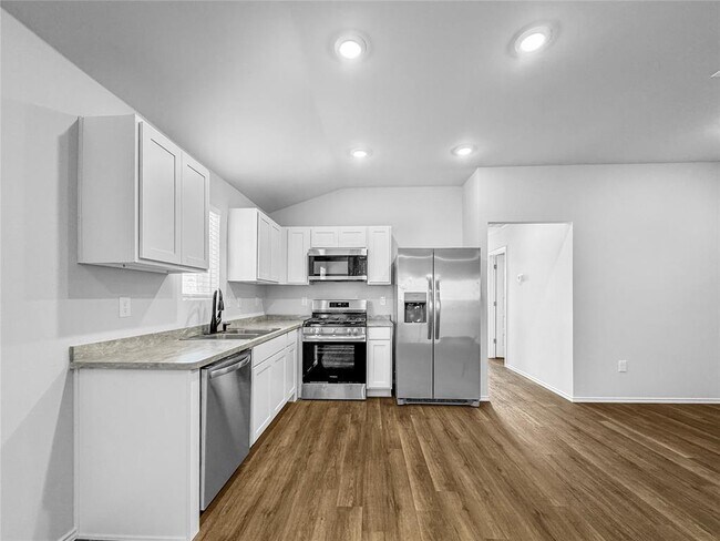 Foto del edificio - 9613 Stallion Dr