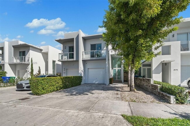 Foto del edificio - 3567 SW 1st Ave