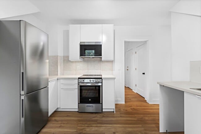 Building Photo - 44 Highwood Terrace