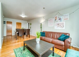 Building Photo - 6411-6411 South St