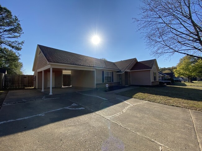 Foto del edificio - 1939 Ingleside Cv Horn Lake, MS 38637